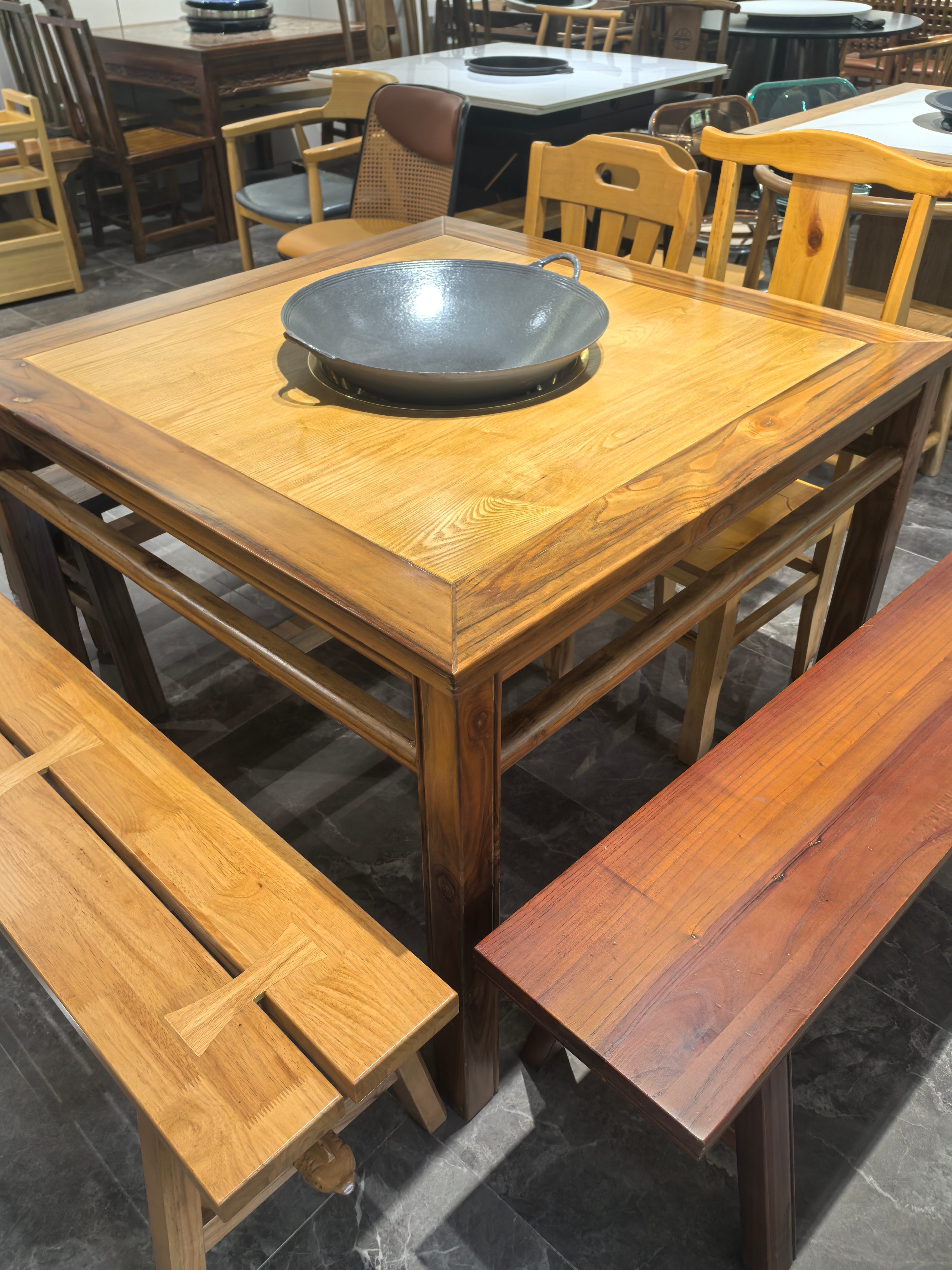 火锅桌椅（新中式，仿古）