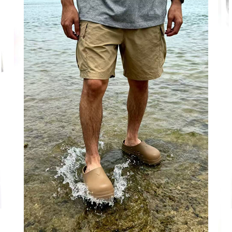 1760516172466293.jpg 雅购特拖鞋