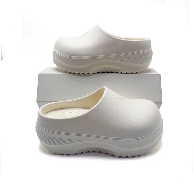 1760516449394900.jpg 雅购特拖鞋