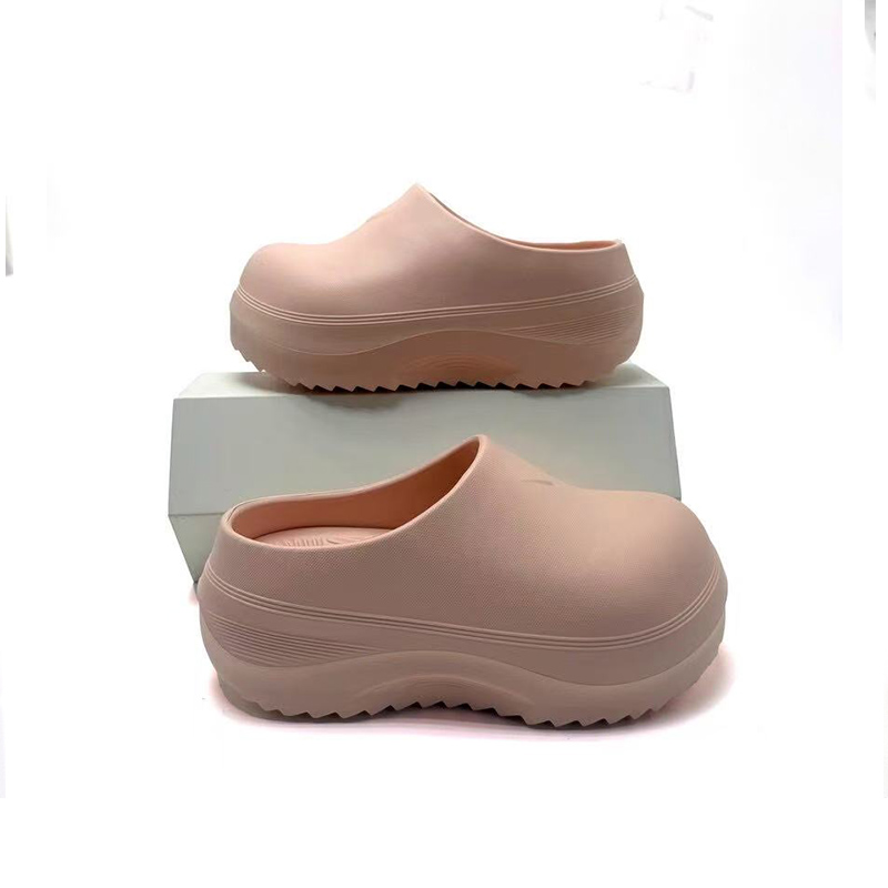 1760516459477758.jpg 雅购特拖鞋