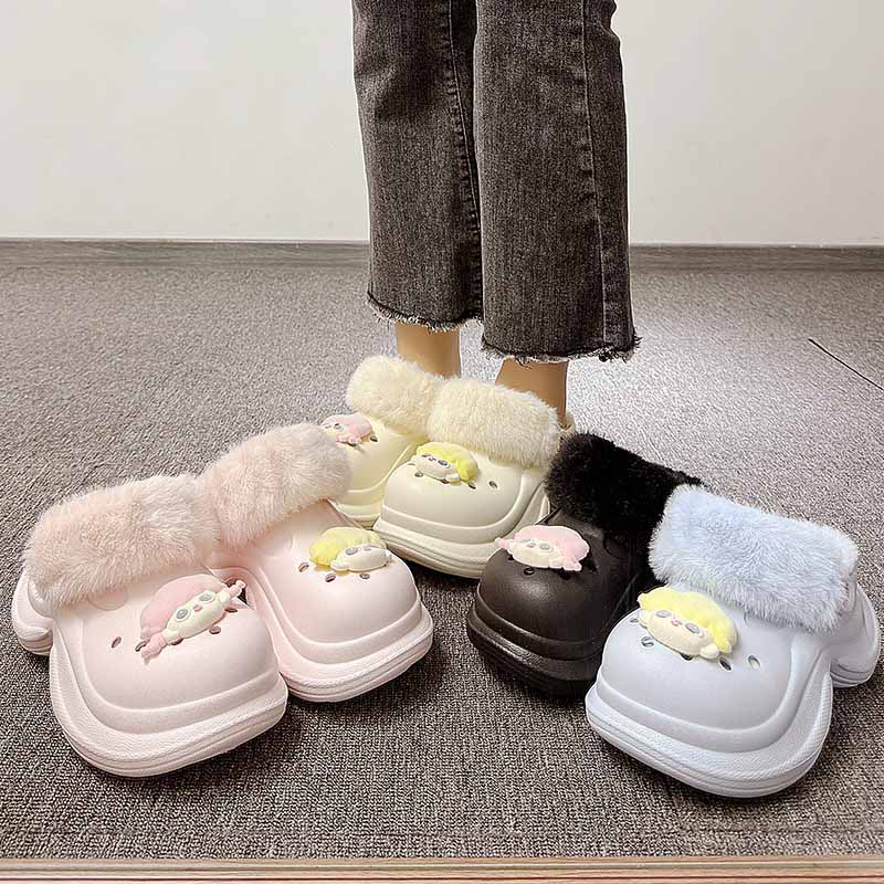 1760593353366759.jpg 雅购特拖鞋