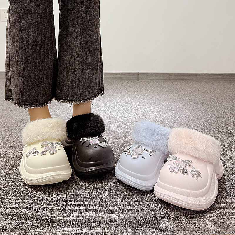 1760593366550113.jpg 雅购特拖鞋