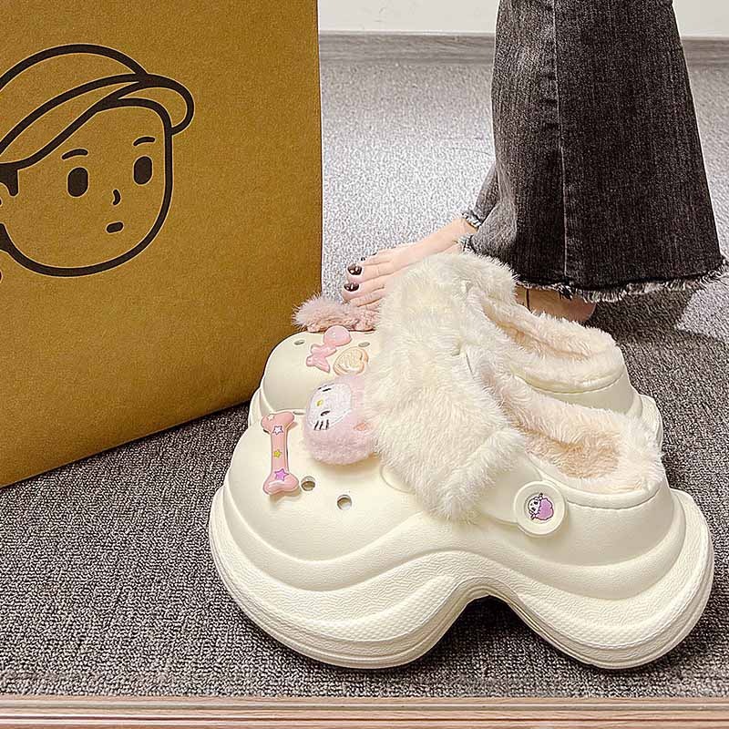 1760593408795518.jpg 雅购特拖鞋