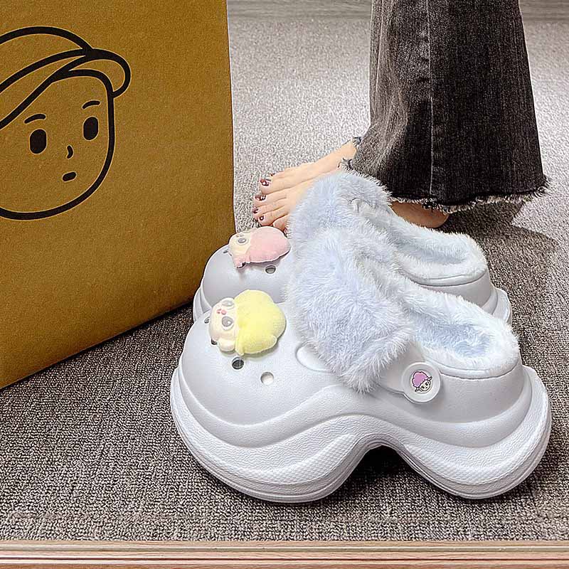 1760593479491065.jpg 雅购特拖鞋