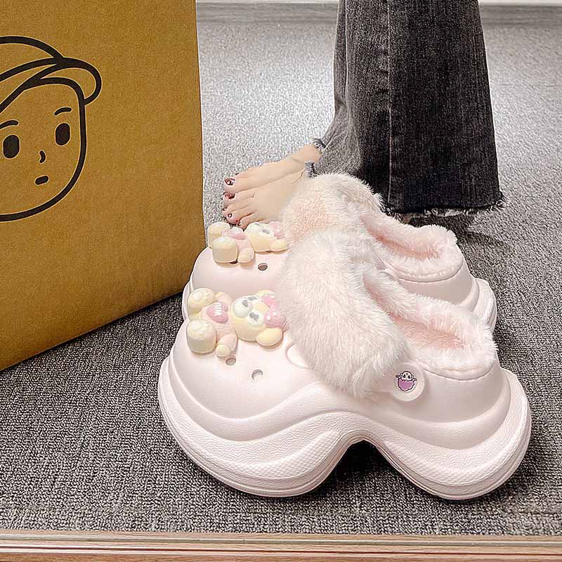 1760593515535408.jpg 雅购特拖鞋