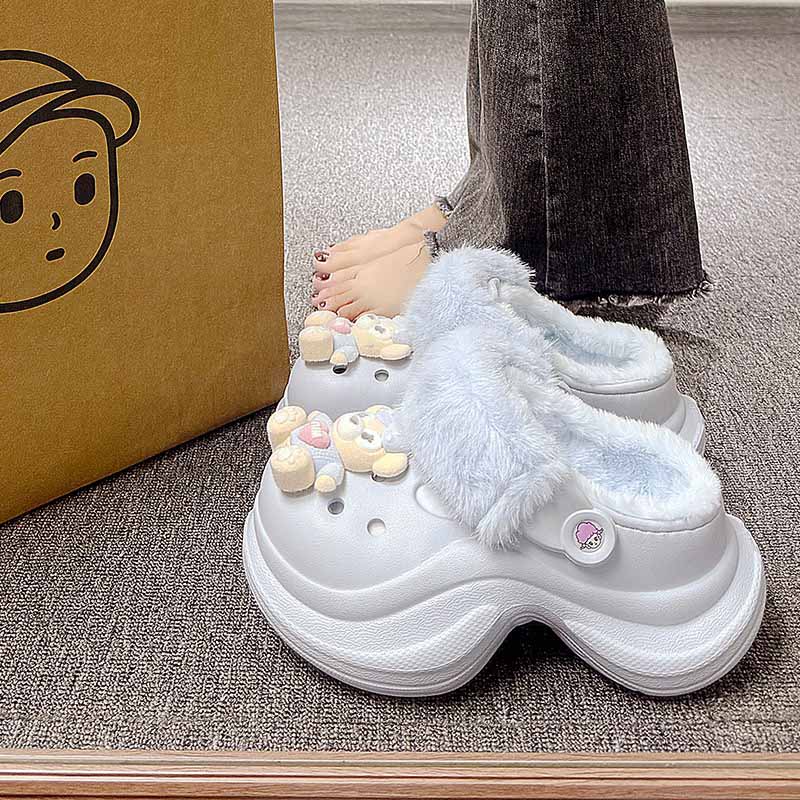 1760593515940588.jpg 雅购特拖鞋