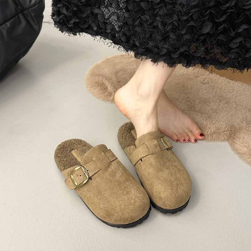 1760597550271817.jpg 雅购特拖鞋