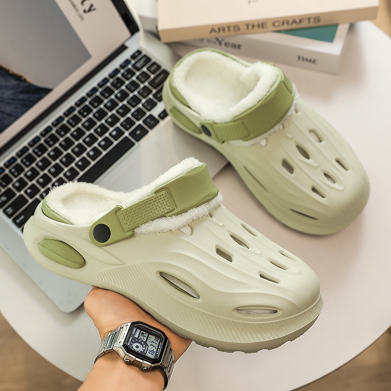 1760604898772918.jpg 雅购特拖鞋