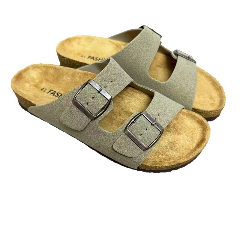 1760664482397126.jpg 雅购特拖鞋