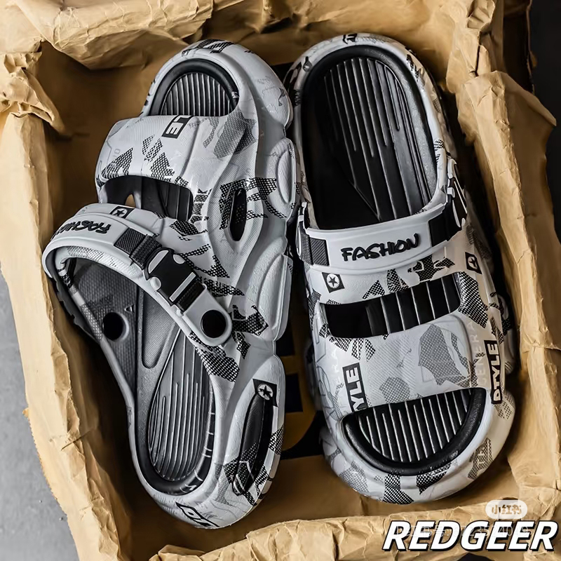 1760671638779992.jpg 雅购特拖鞋