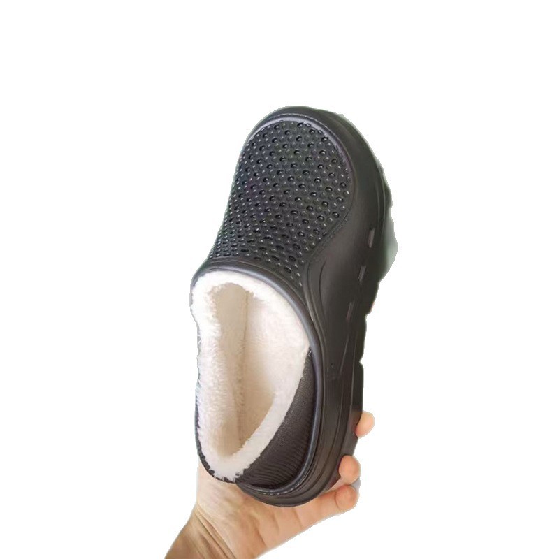 1760748640716102.jpg 雅购特拖鞋