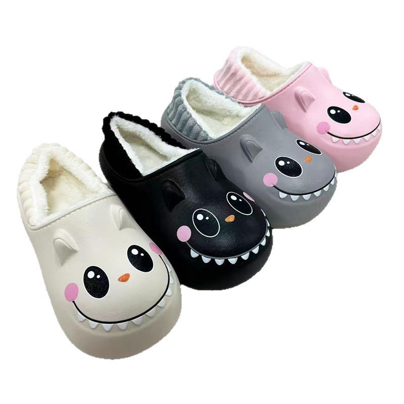 1760927189400370.jpg 雅购特拖鞋