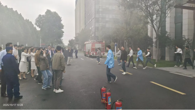 1760931060540725.png 安全