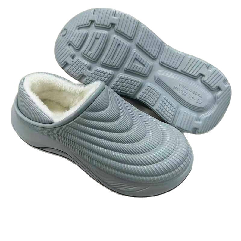 1760942872251832.jpg 雅购特拖鞋