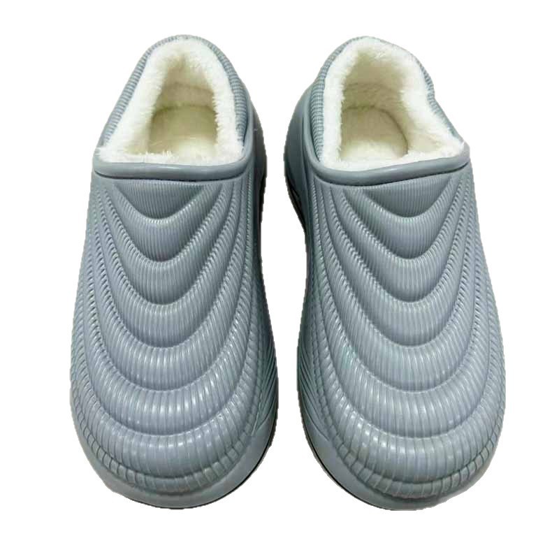 1760942872423471.jpg 雅购特拖鞋