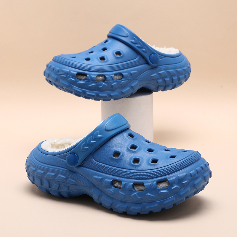 1761014904819955.jpg 雅购特拖鞋