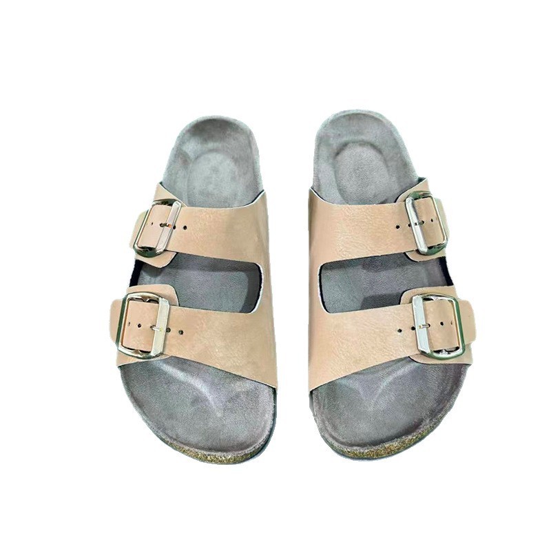 1761018391633597.jpg 雅购特拖鞋