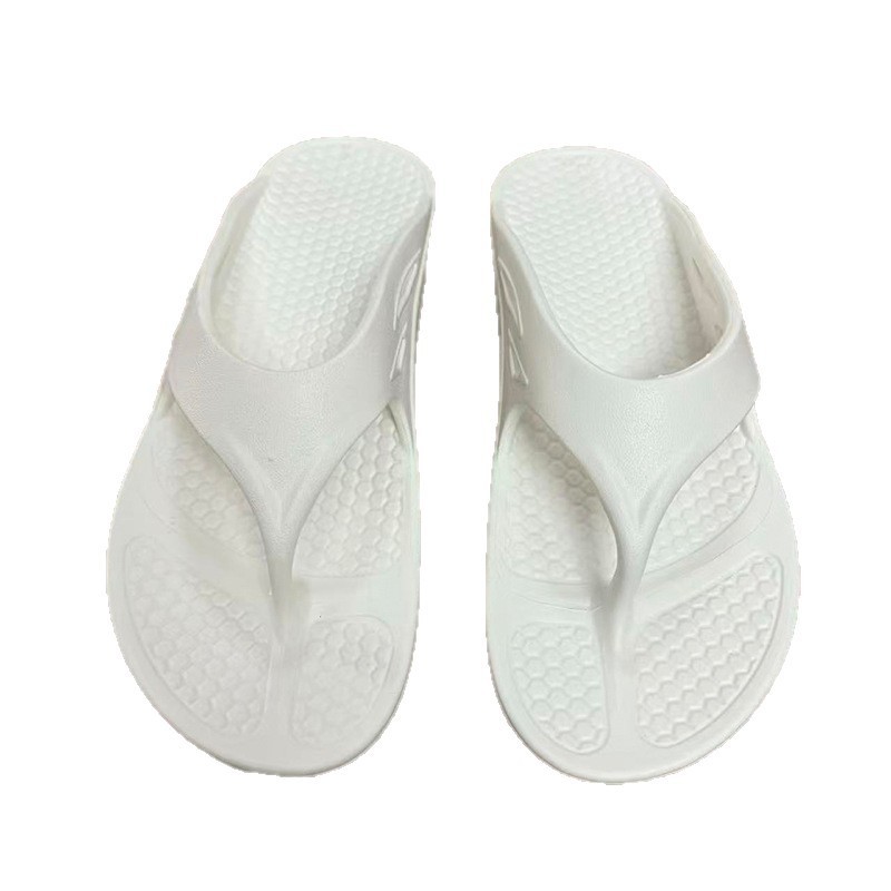 1761028857749147.jpg 雅购特拖鞋