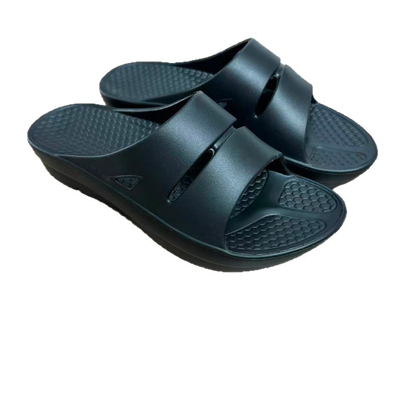 1761028974583449.jpg 雅购特拖鞋