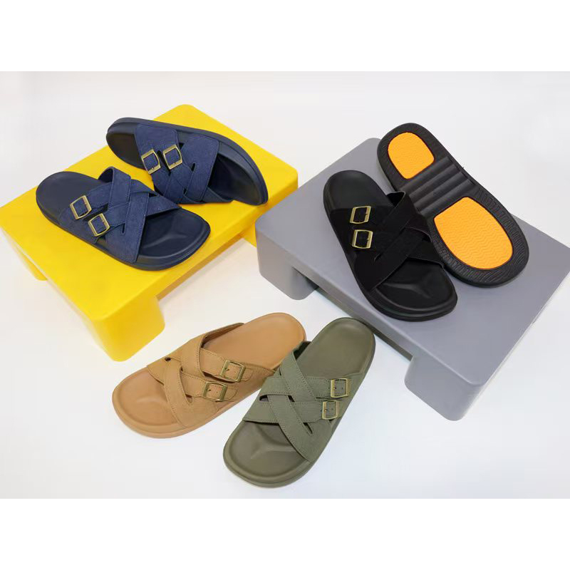 1761112039477542.jpg 雅购特拖鞋