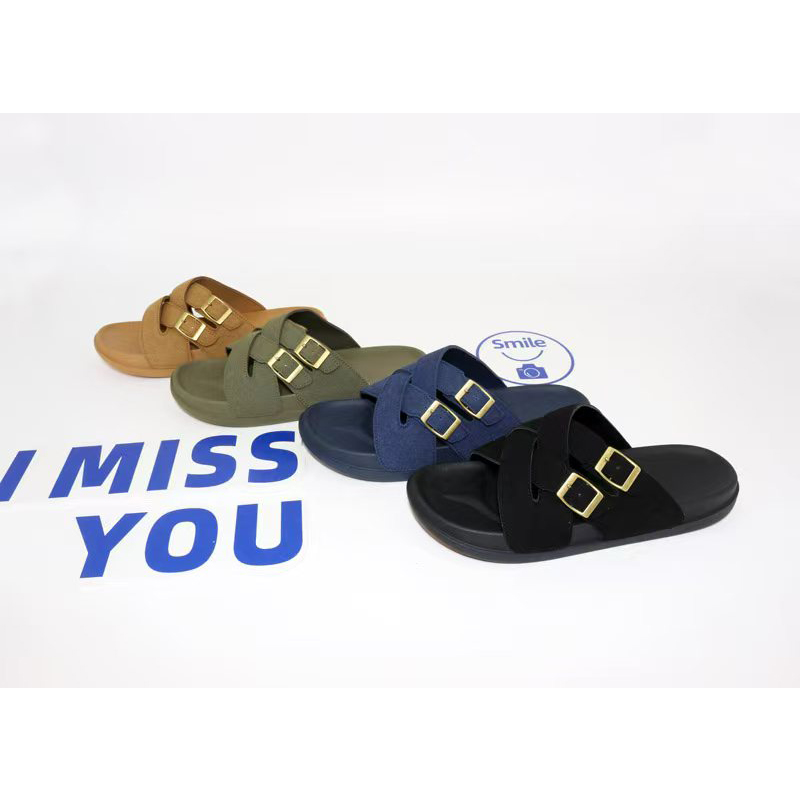 1761112044553463.jpg 雅购特拖鞋