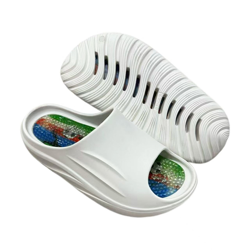 1761118901905516.jpg 雅购特拖鞋