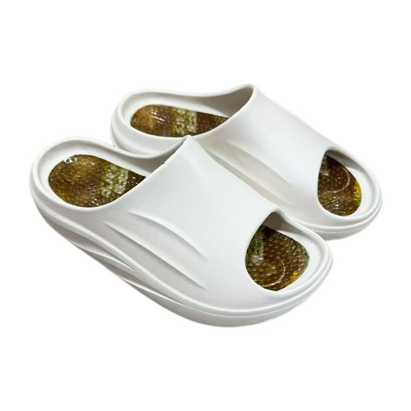 1761118916336253.jpg 雅购特拖鞋