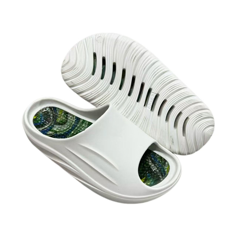 1761118924869883.jpg 雅购特拖鞋