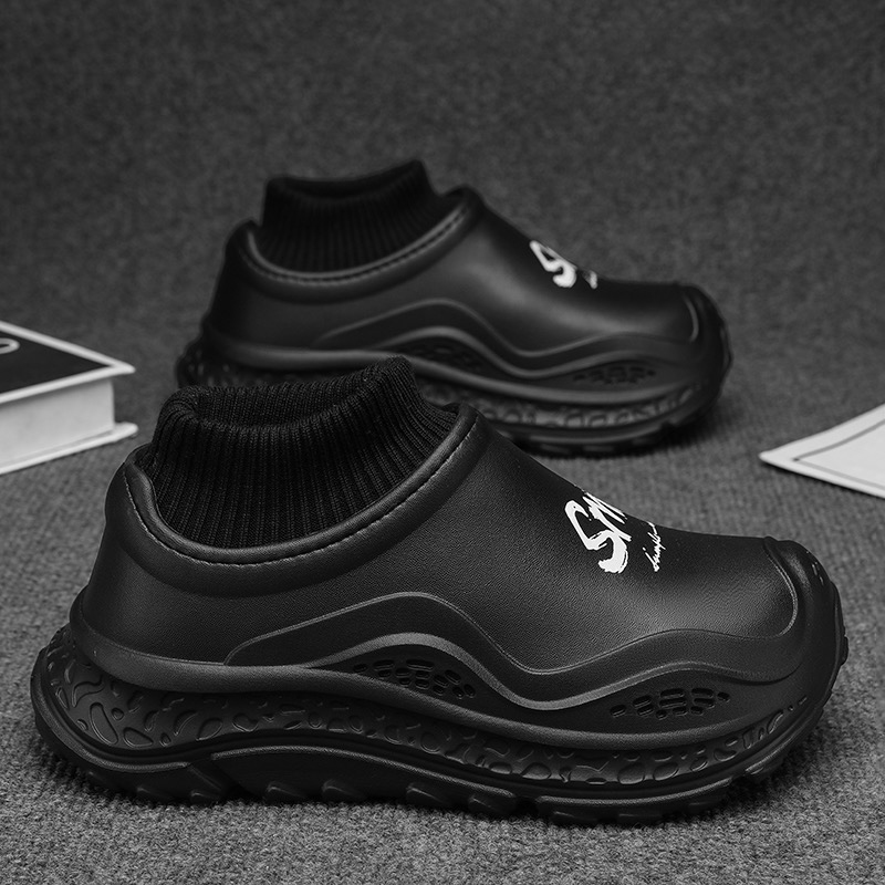 1761183597324913.jpg 雅购特拖鞋