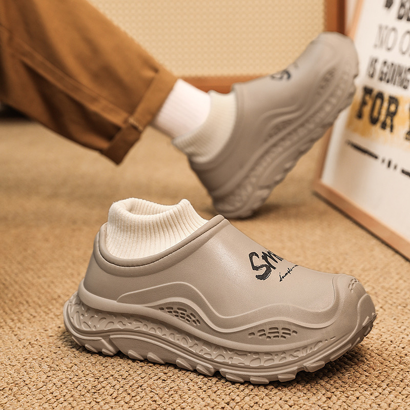 1761183609490288.jpg 雅购特拖鞋