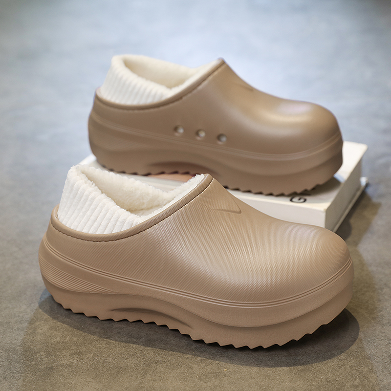 1761184958218595.jpg 雅购特拖鞋