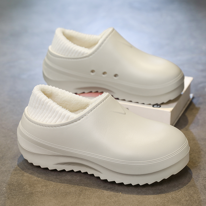 1761184958255126.jpg 雅购特拖鞋