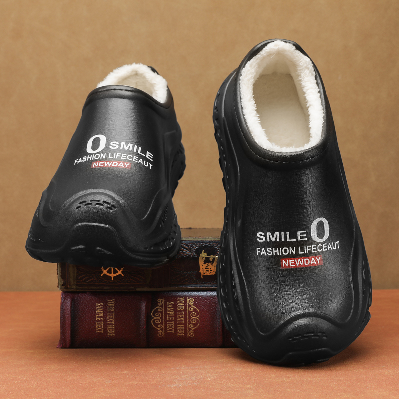 1761187925436794.jpg 雅购特拖鞋