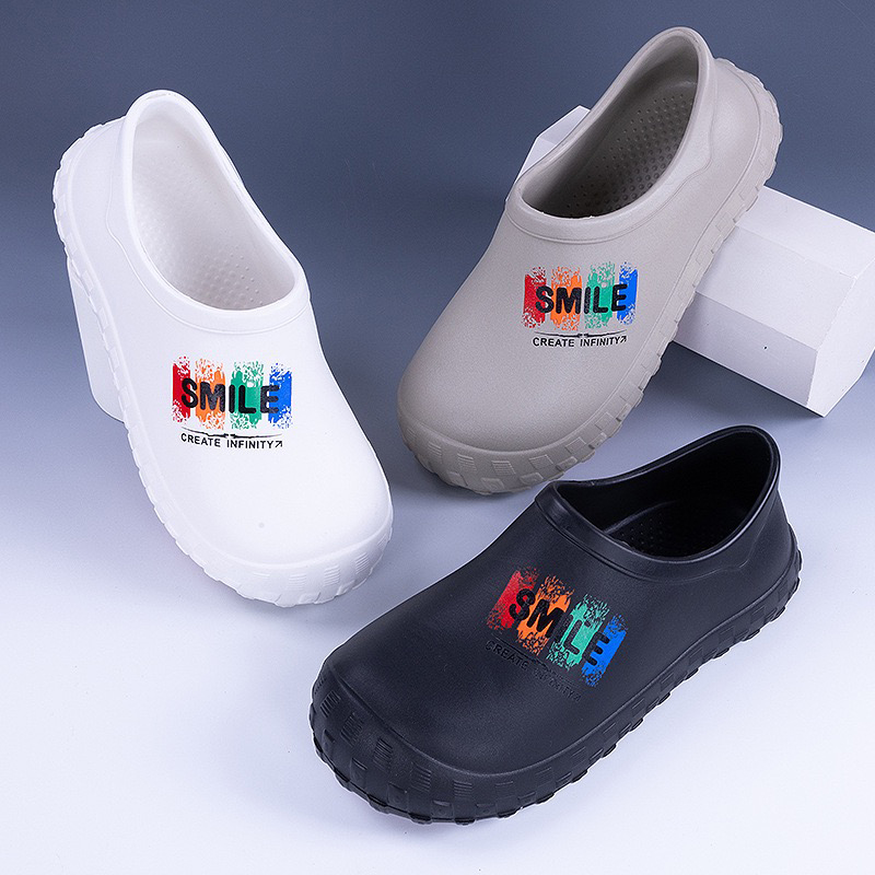 1761269945529834.jpg 雅购特拖鞋