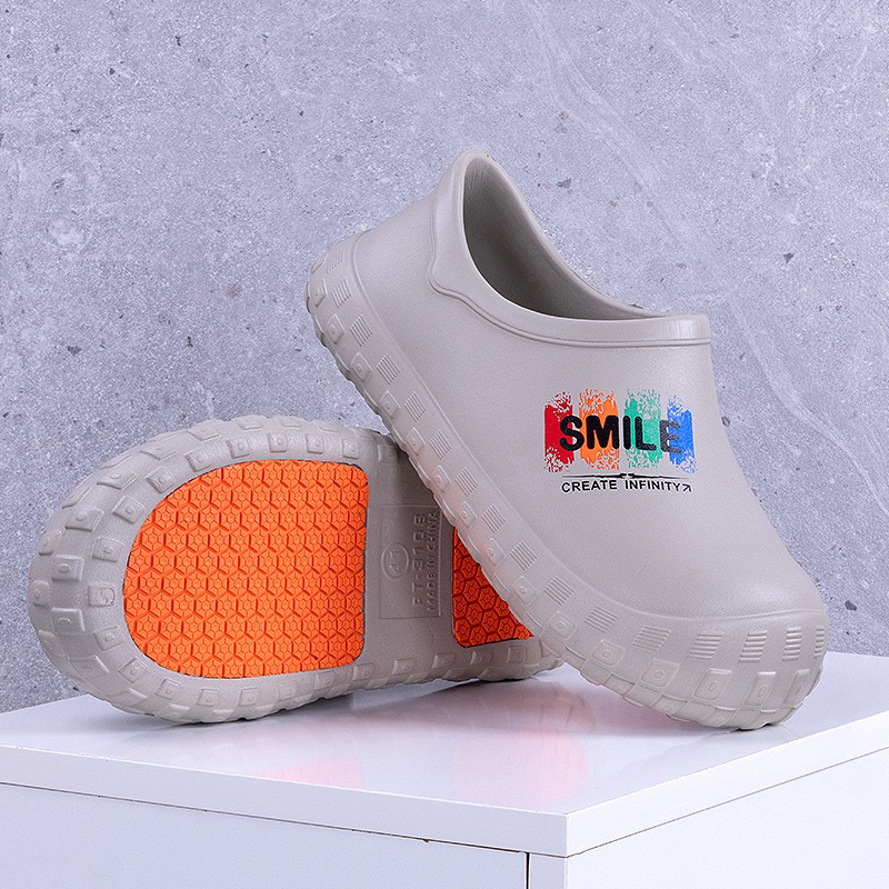 1761269963527299.jpg 雅购特拖鞋