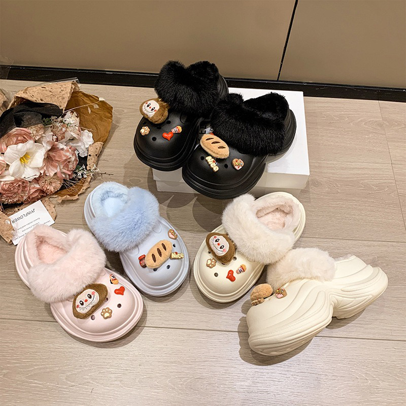 1761375910313106.jpg 雅购特拖鞋