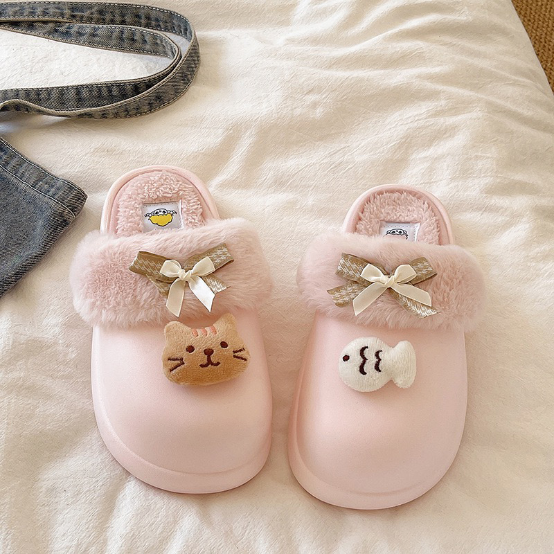 1761376120997678.jpg 雅购特拖鞋