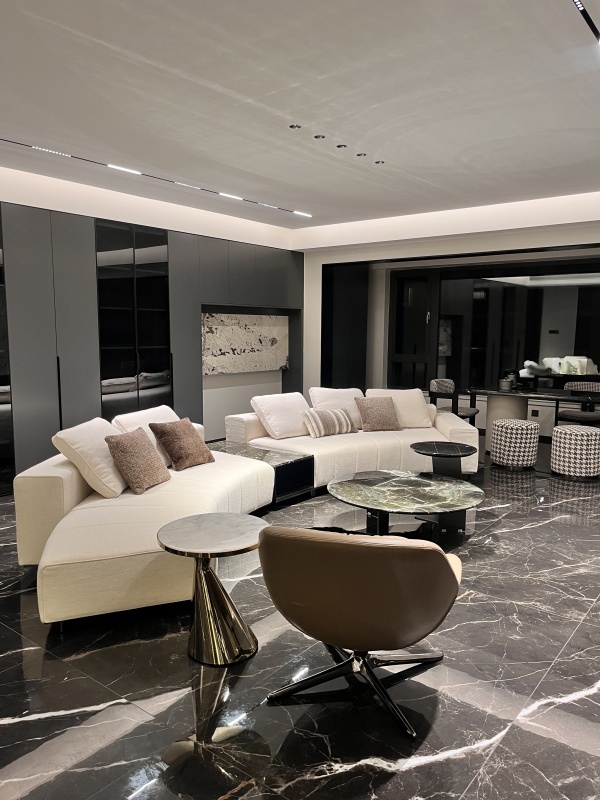 1761386785133341.jpg 陕西西安大平层家具软装顺利落地