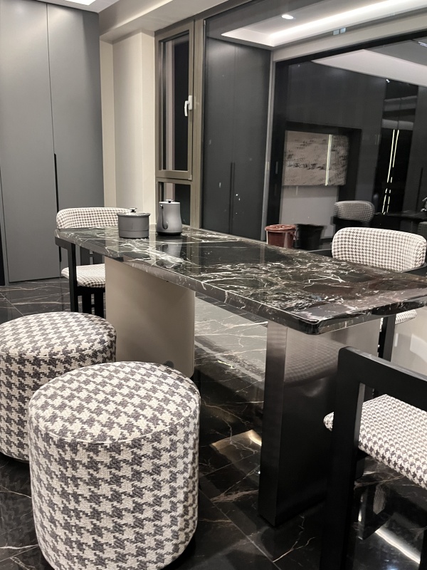 1761386785140725.jpg 陕西西安大平层家具软装顺利落地