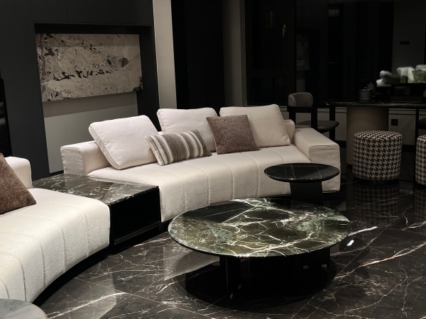 1761386785690756.jpg 陕西西安大平层家具软装顺利落地