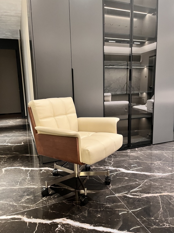 1761386786405875.jpg 陕西西安大平层家具软装顺利落地