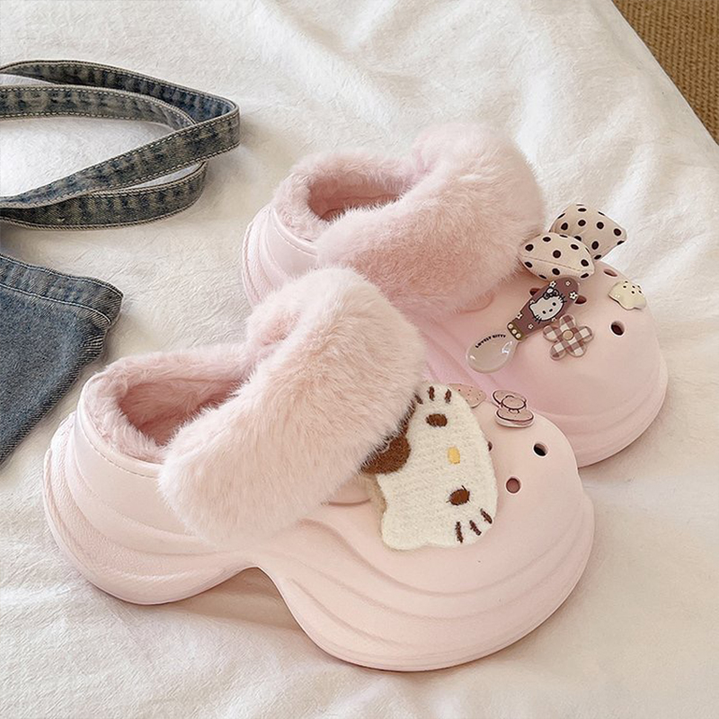 1761549260326670.jpg 雅购特拖鞋