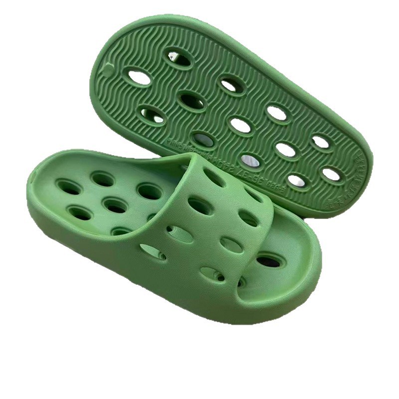 1761622643703519.jpg 雅购特拖鞋