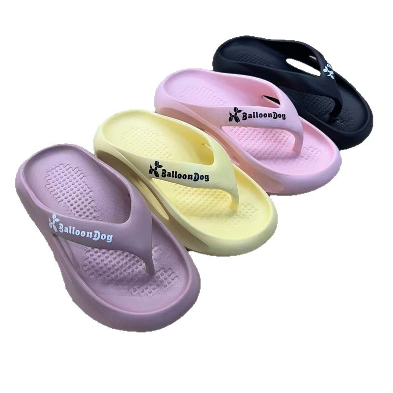 1761631106195830.jpg 雅购特拖鞋