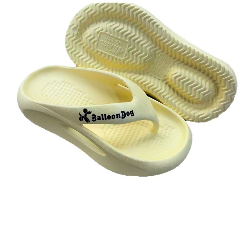 1761631123509974.jpg 雅购特拖鞋