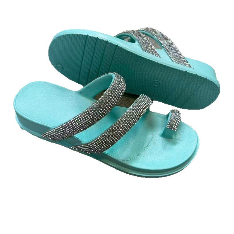 1761637827115407.jpg 雅购特拖鞋