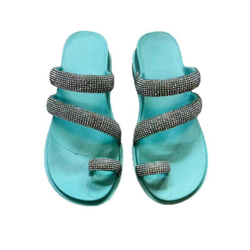 1761637828187773.jpg 雅购特拖鞋