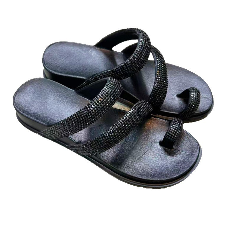 1761637838326746.jpg 雅购特拖鞋