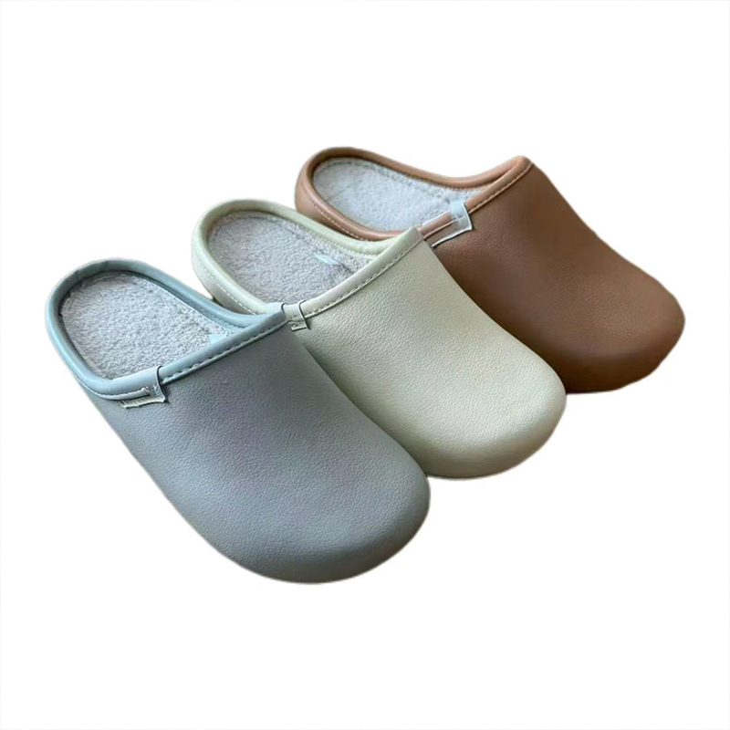 1761641835679757.jpg 雅购特拖鞋