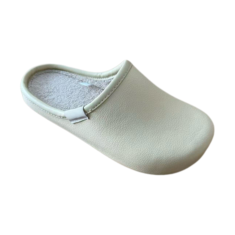 1761641872399382.jpg 雅购特拖鞋